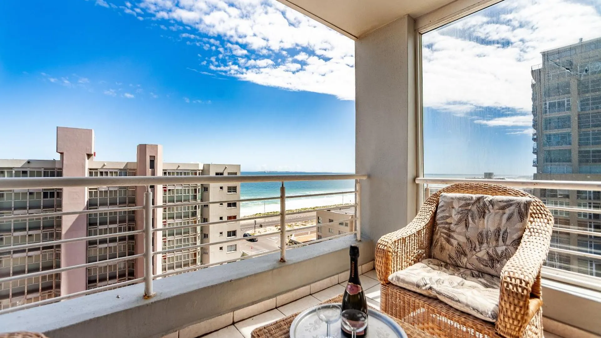 Ocean View 7Th Floor 2 Bed, Blouberg Apartment Cape Town South Africa