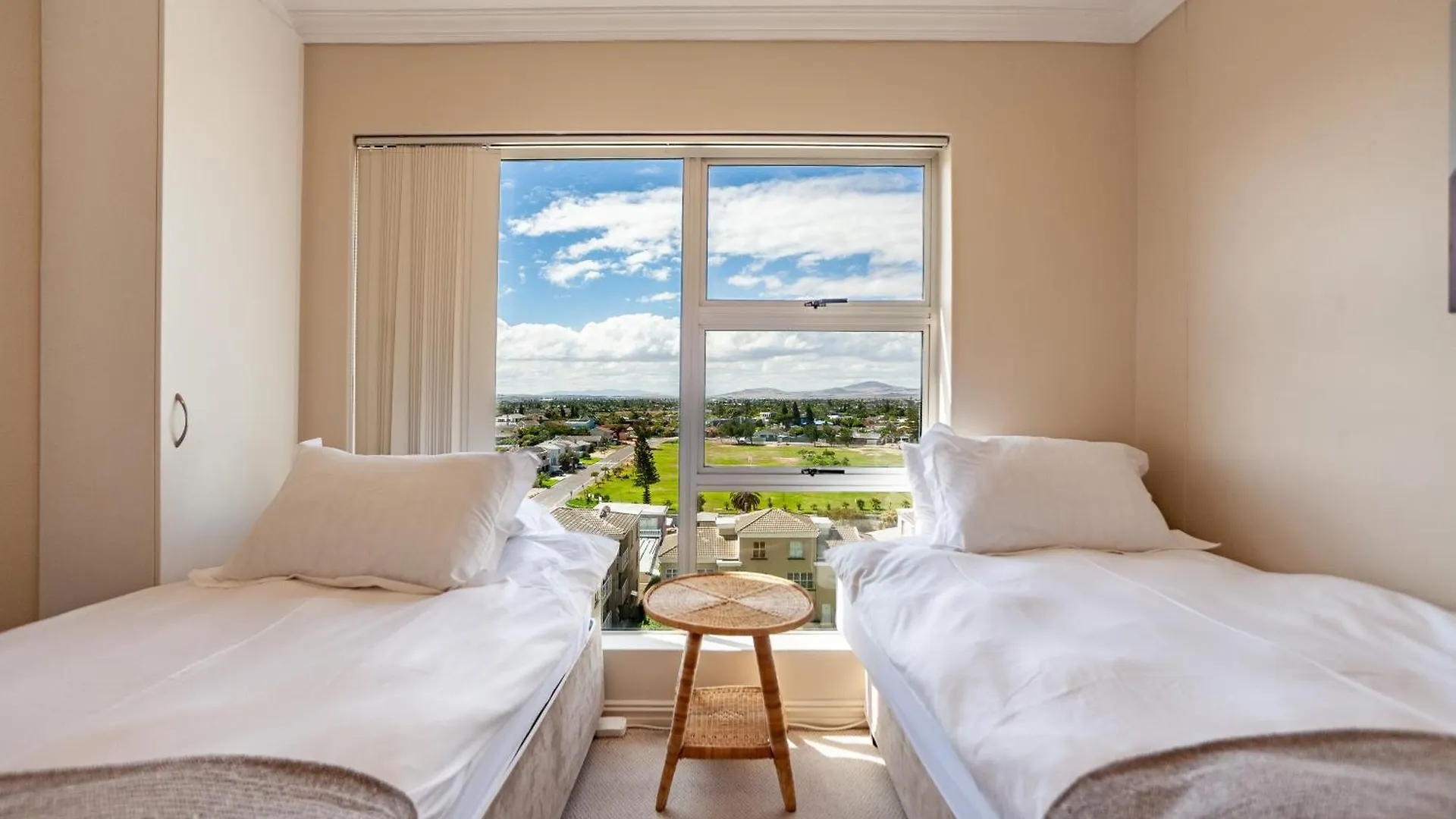 Ocean View 7Th Floor 2 Bed, Blouberg Apartment Cape Town