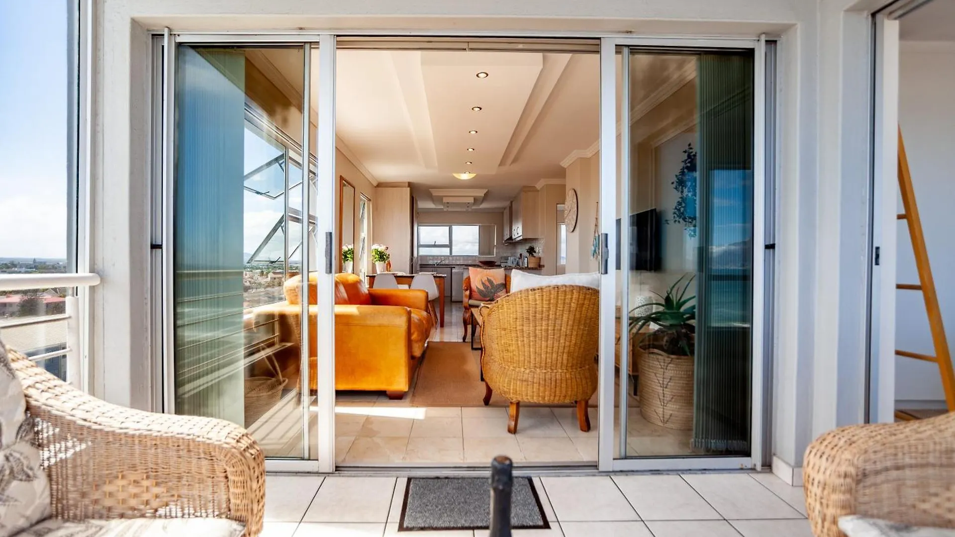 Ocean View 7Th Floor 2 Bed, Blouberg Apartment Cape Town