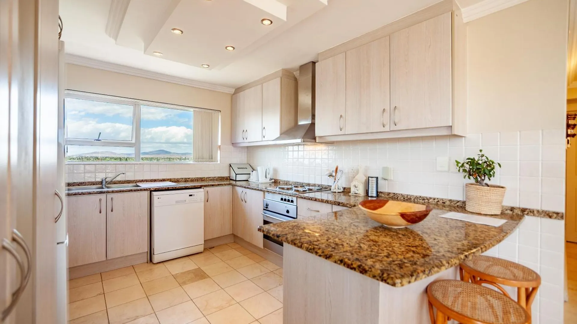 Ocean View 7Th Floor 2 Bed, Blouberg Apartment Cape Town 0*,