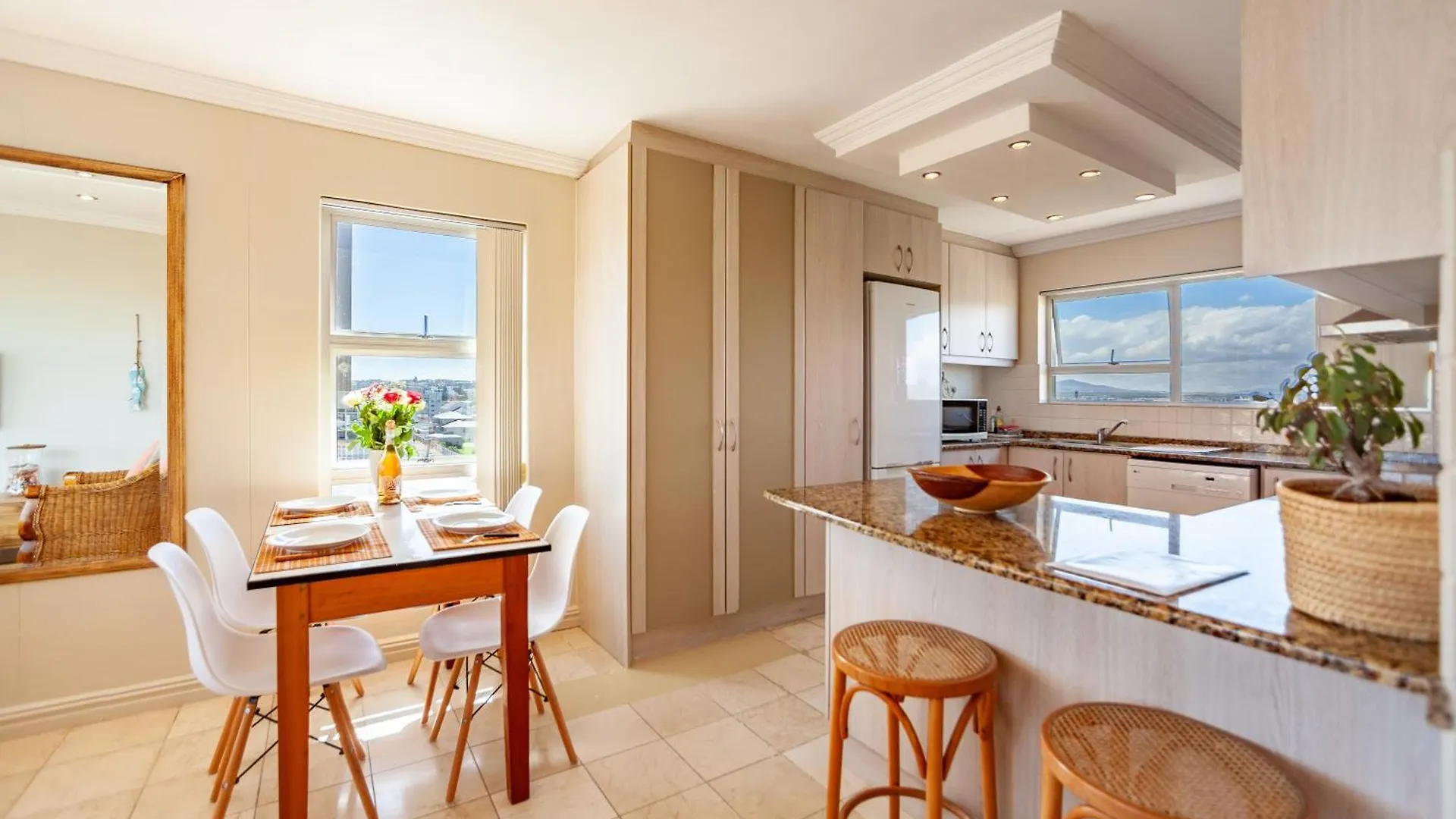 Ocean View 7Th Floor 2 Bed, Blouberg Apartment Cape Town